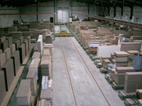 Rolbanen voor stapels houten platen